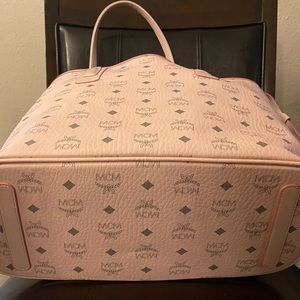 Mcm Medium Liz shopper tote in soft pink with grey logo